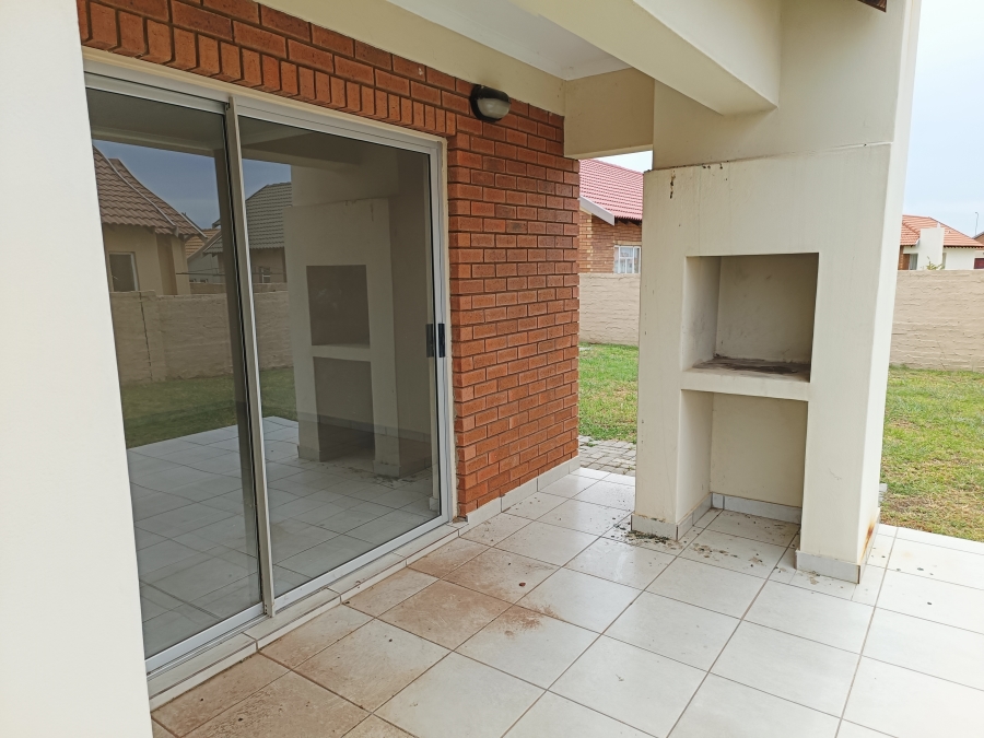 3 Bedroom Property for Sale in Waterkloof Hill Estate North West